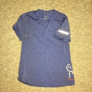FINAL PRICE DROP.Brooks cute running t shirt